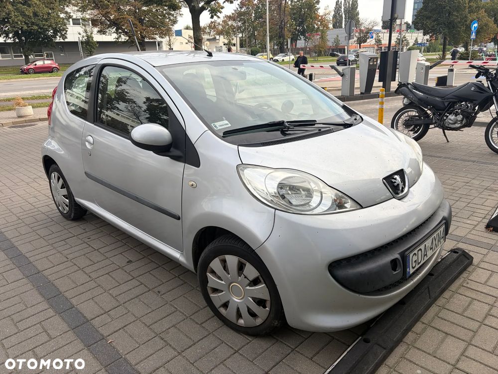Peugeot 107 70 2-Tronic Filou - 1