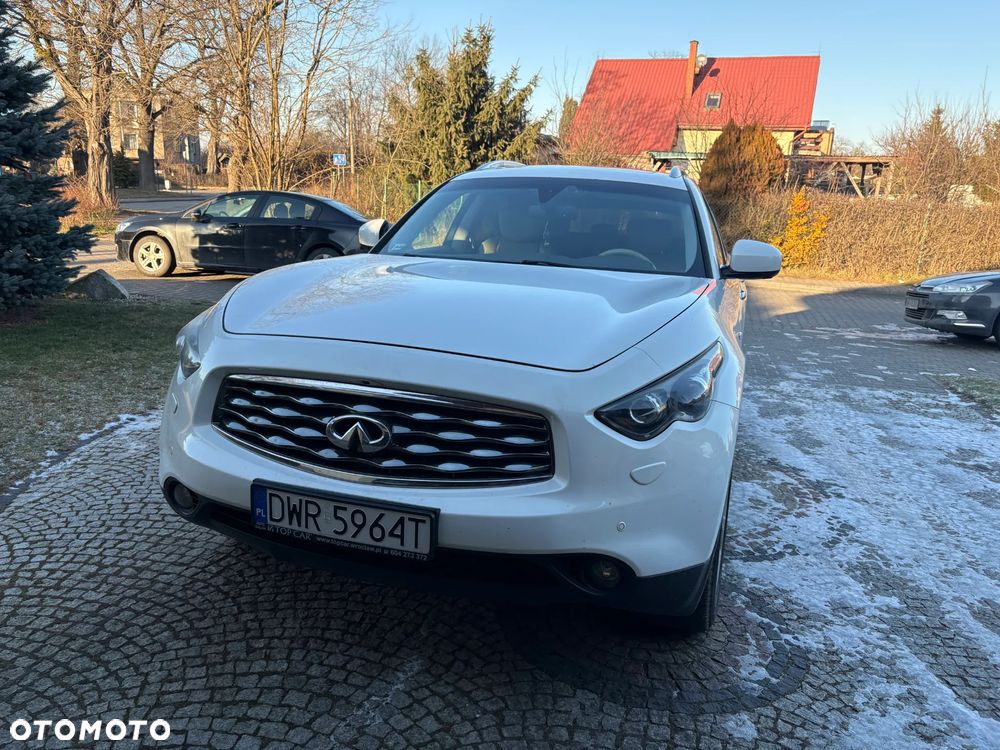 Infiniti FX FX30d GT Premium - 2