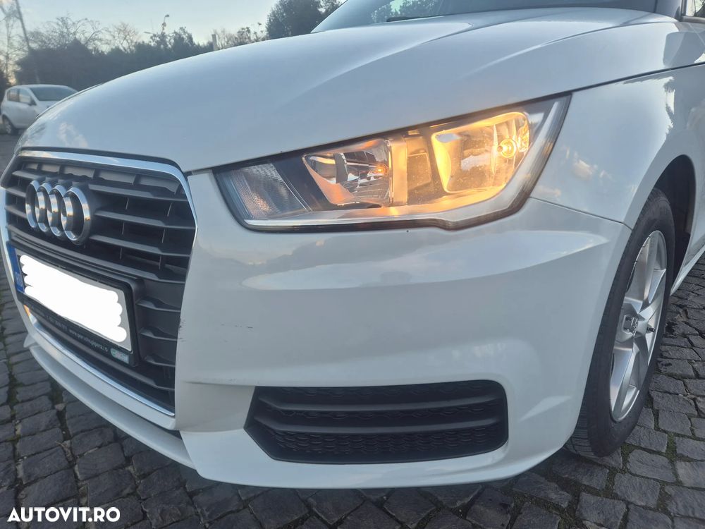 Audi A1 Sportback 1.0 TFSI S tronic - 9