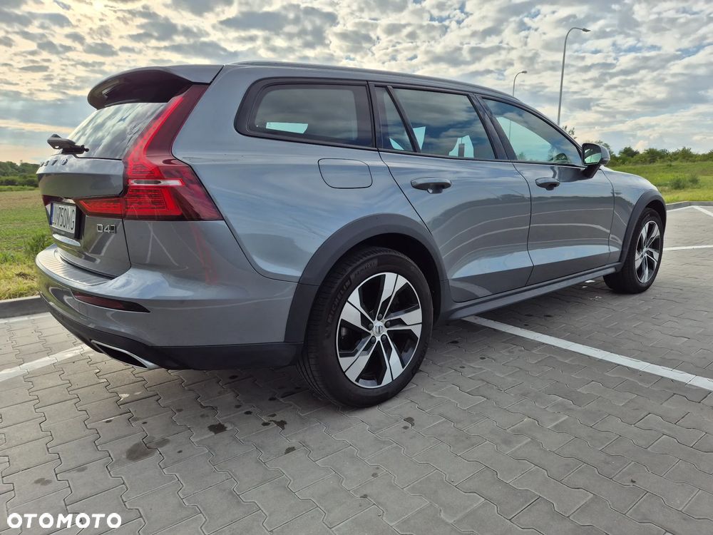 Volvo V60 Cross Country D4 AWD - 6