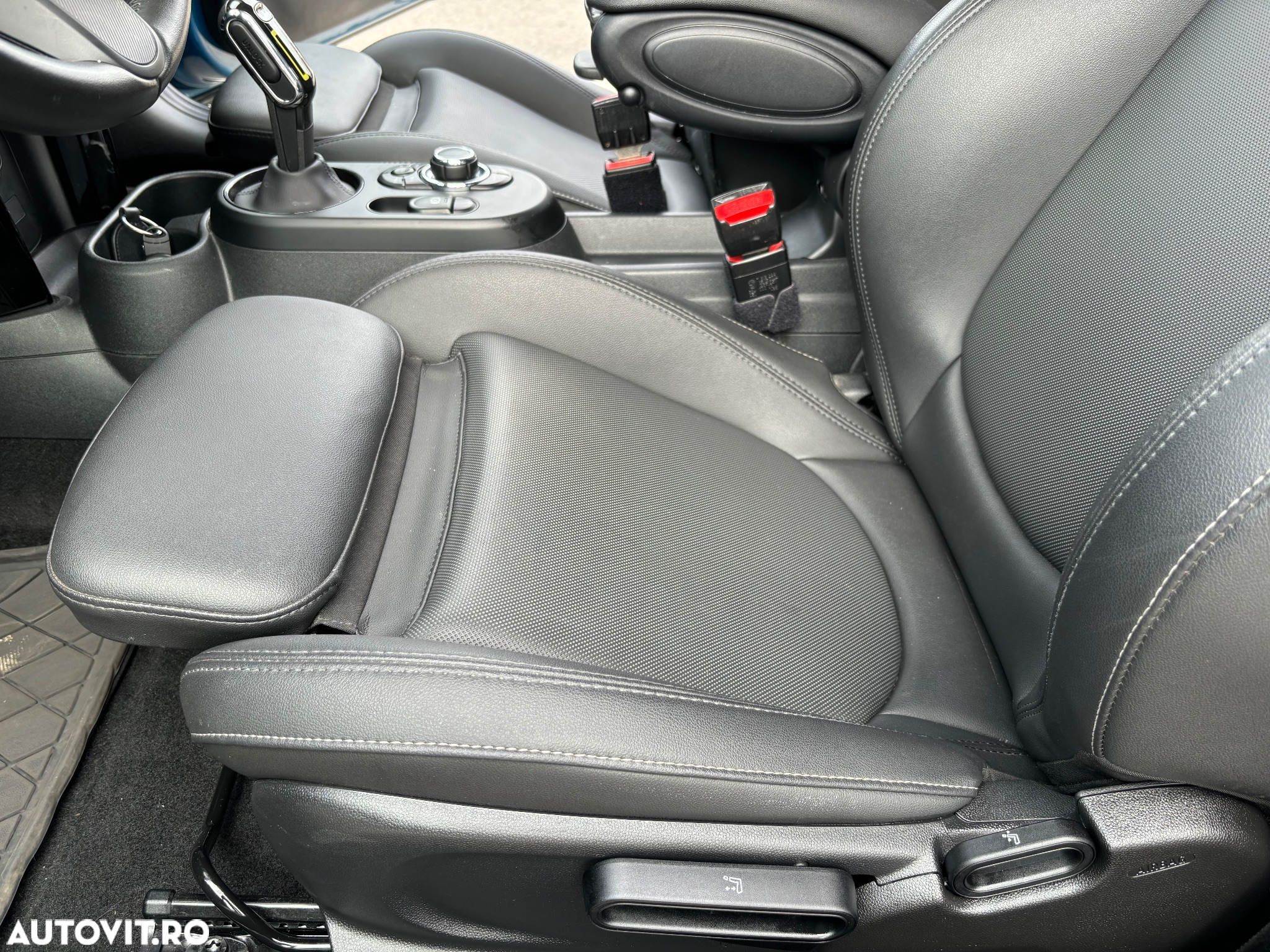 Mini Cooper SE Standard - 11