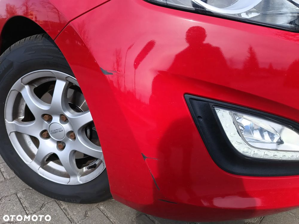 Hyundai i30 1.6 Classic + - 7