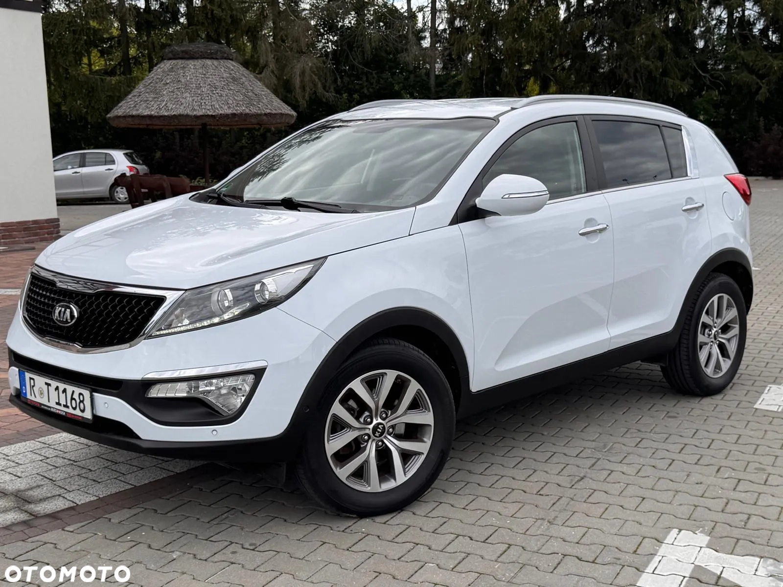 Kia Sportage 1.6 GDI 2WD Dream-Team Edition - 4