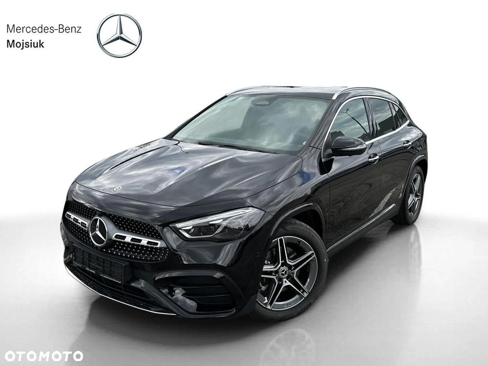 Mercedes-Benz GLA - 3