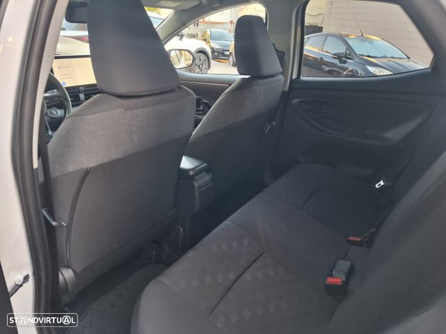 Toyota Yaris 1.5 HDF Comfort - 30