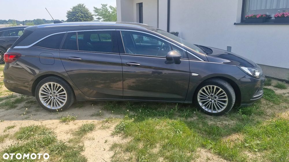 Opel Astra 1.6 CDTI Dynamic S&S - 8