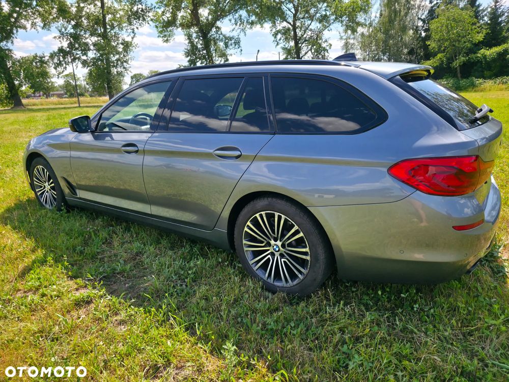 BMW Seria 5 520d xDrive Sport Line - 6