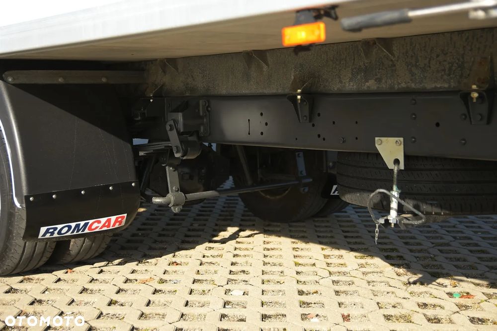 Iveco 72C17  3,0 170KM bez adblue euro 5 Zanotti Z380  6,1m 12 palet dł -20+20 ładowność 3460kg - 25