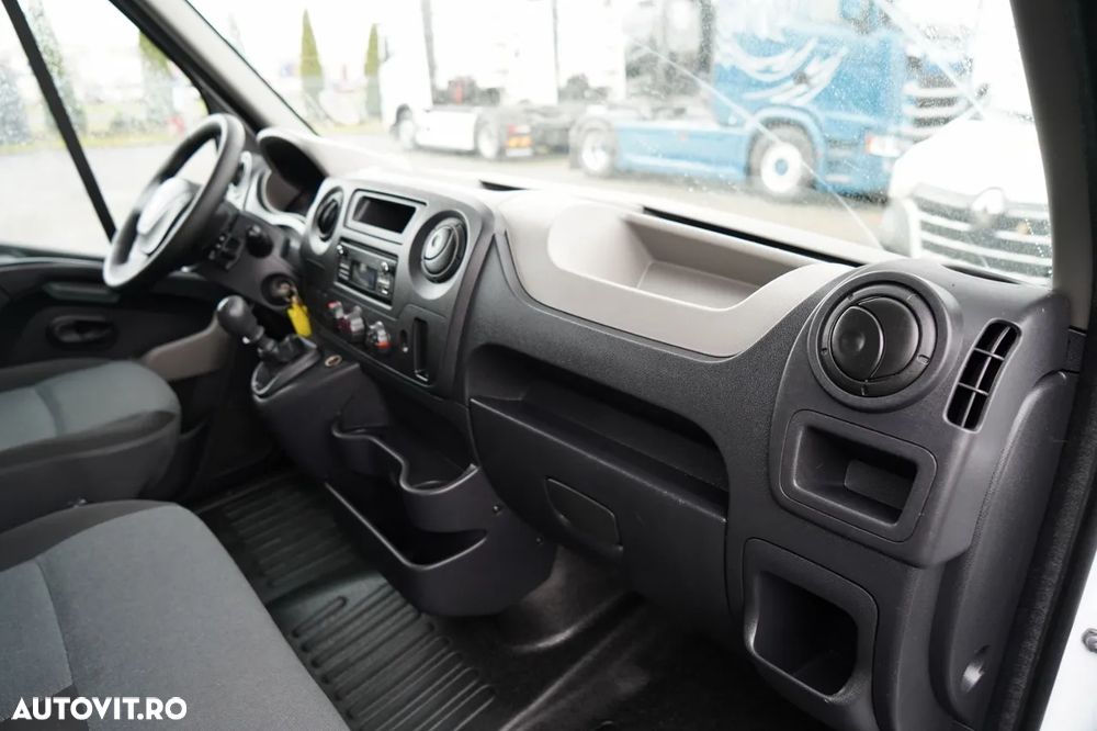 Renault MASTER MAXI / CREW / DOCK / LIVRARE 3,4 m / MANUALĂ / TRUSA DE SCULE / IMPORTAT - 29