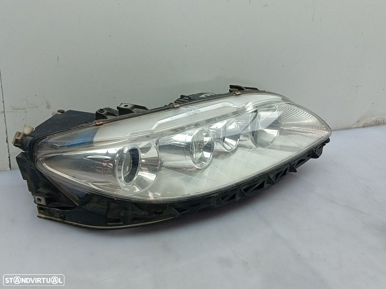 Ótica / farol direita MAZDA 6 Station Wagon (GY) - 2