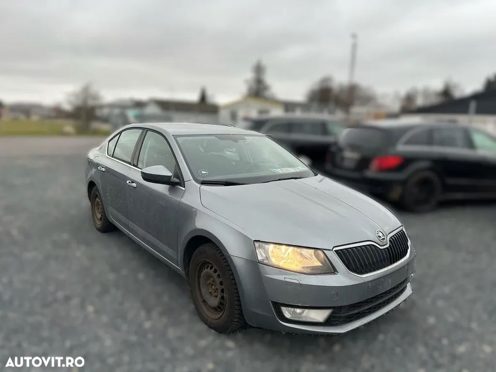 Dezmembrari / Dezmembrez SKODA OCTAVIA 3 - 4