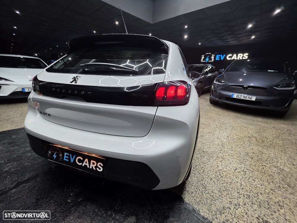 Peugeot e-208 Active Pack - 10