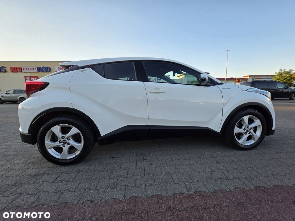 Toyota C-HR - 3