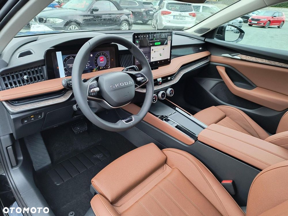 Skoda Superb 2.0 TDI SCR 4x4 L&K DSG - 9