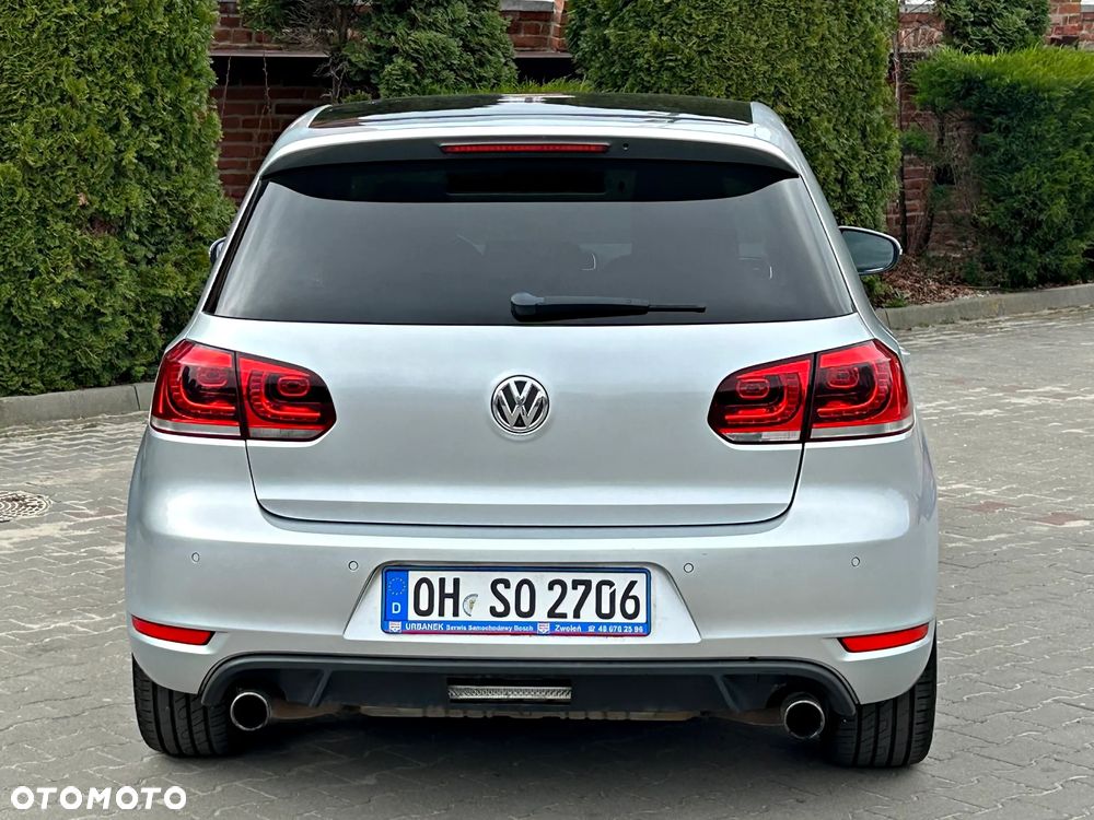 Volkswagen Golf - 18