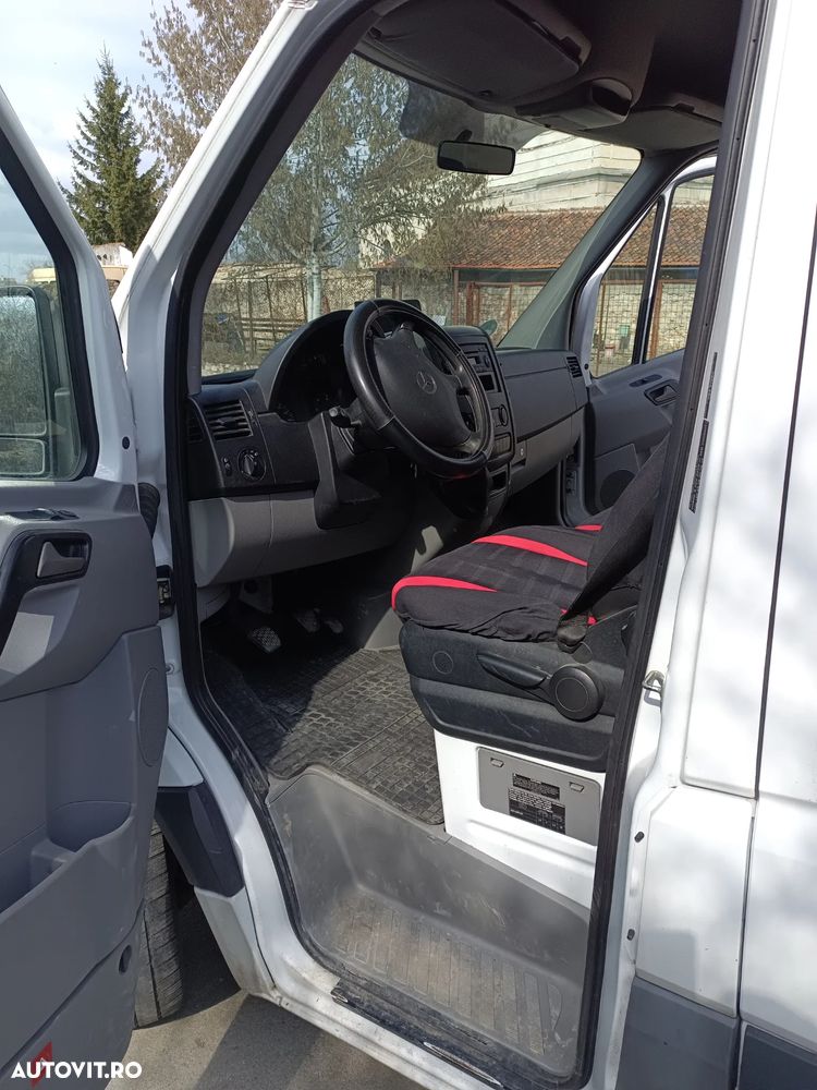 Mercedes-Benz Sprinter - 9