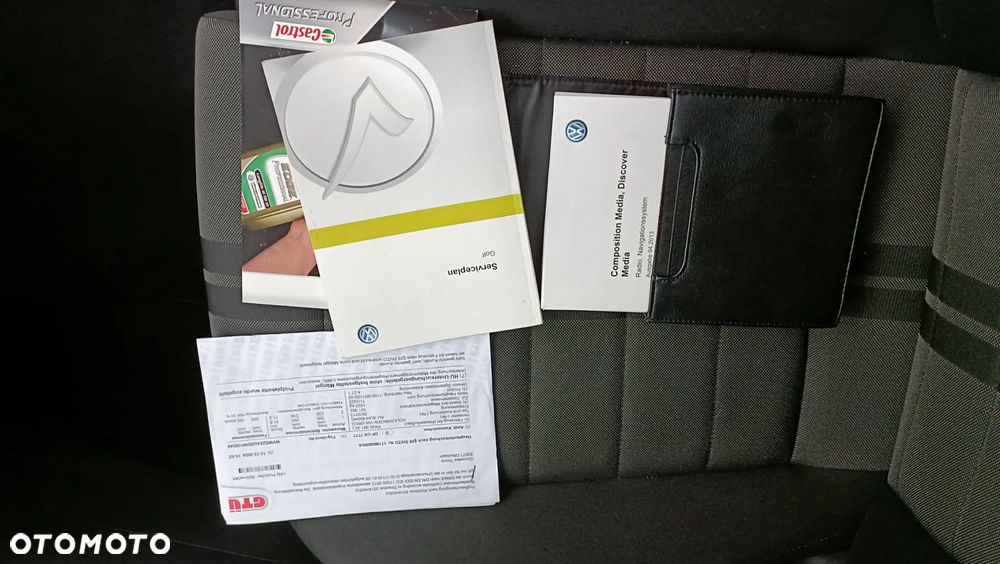 Volkswagen Golf 1.6 TDI BMT Highline - 23