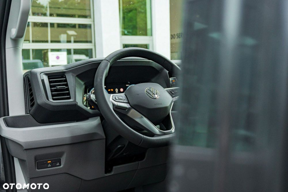 Volkswagen Crafter - 12