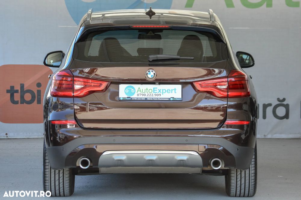 BMW X3 xDrive20i AT Luxury Line - 34