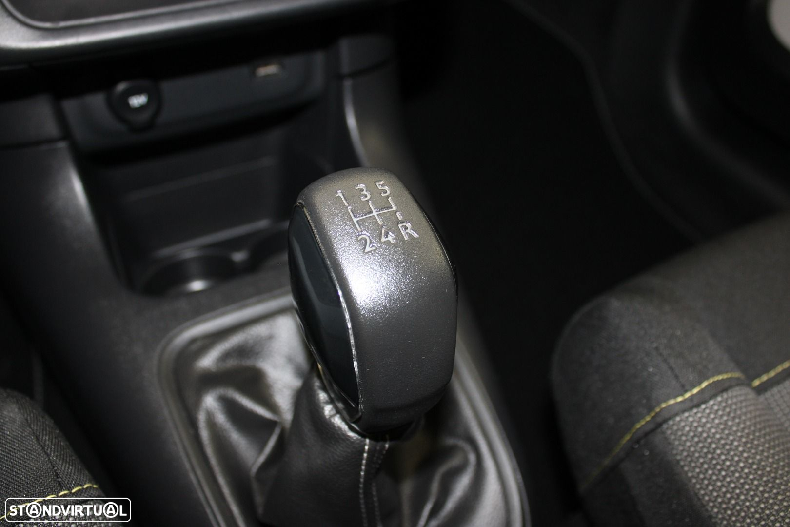 Citroën C3 1.2 PureTech Feel - 9