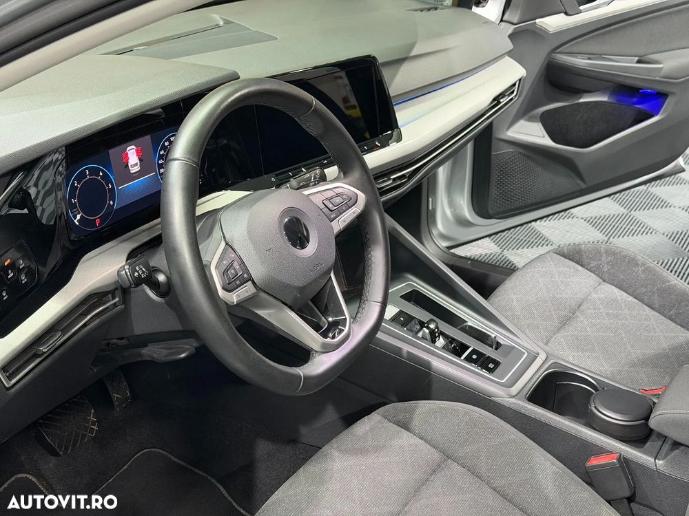 Volkswagen Golf 2.0 TDI SCR DSG Life - 13