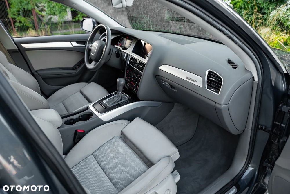 Audi A4 Avant 2.0 TFSI Quattro S tronic - 24