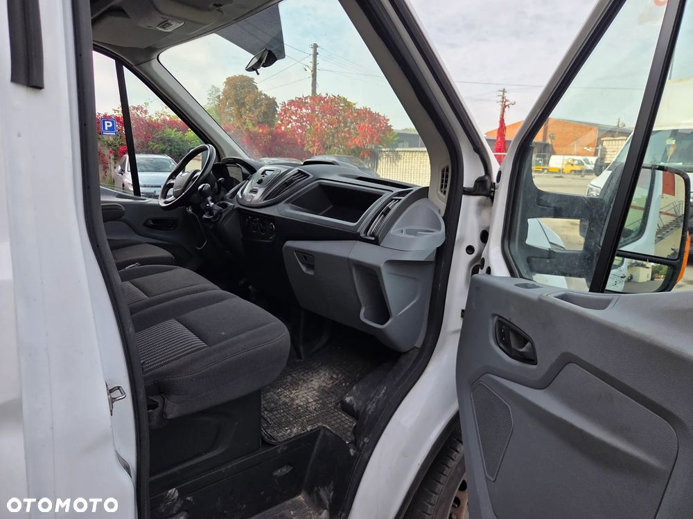 Ford Transit 2.0 TDCi 130KM M6 FWD - 19