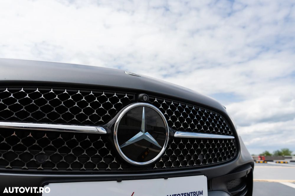 Mercedes-Benz C 300 4MATIC 9G-TRONIC AMG Line - 18