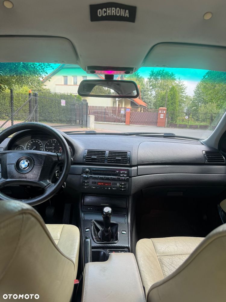 BMW Seria 3 318i - 9