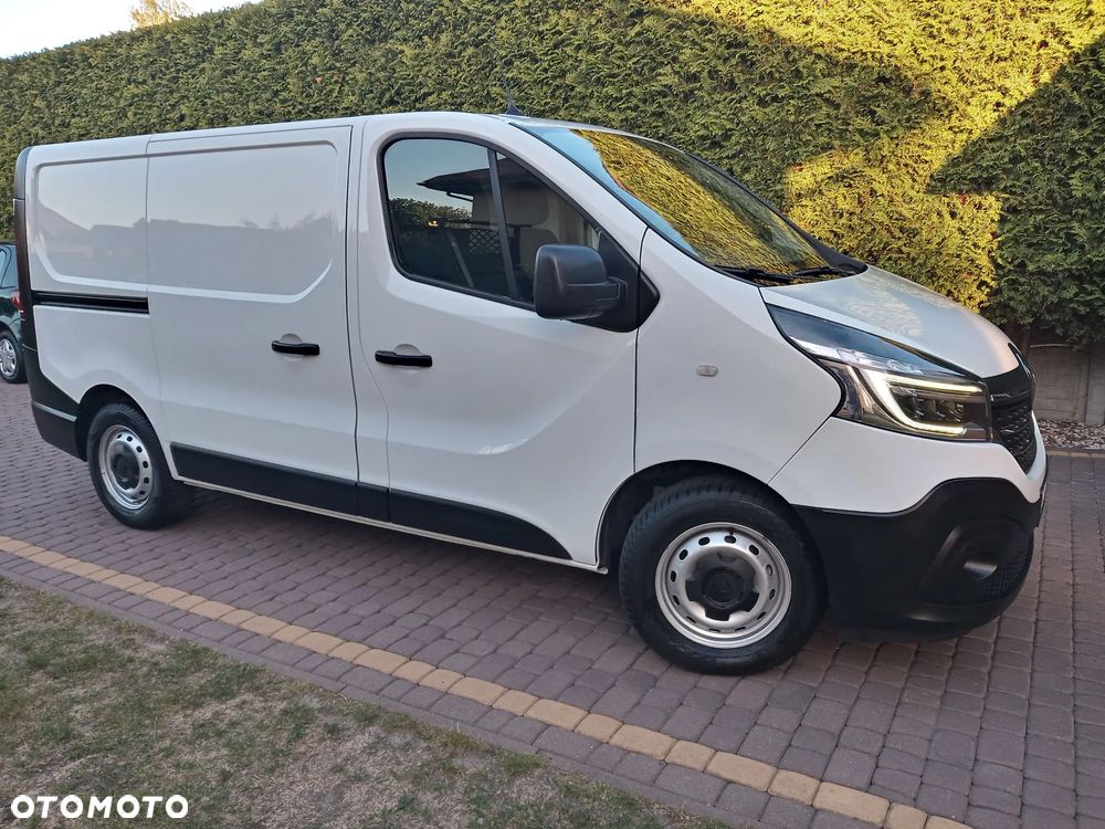 Renault TRAFIC - 8