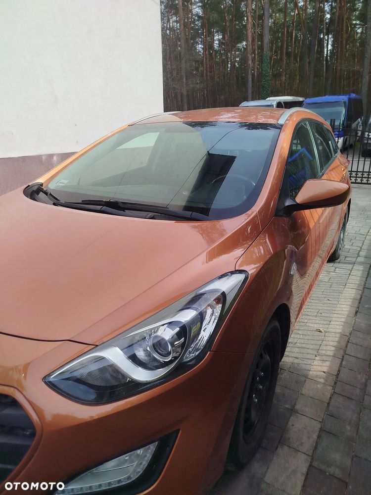 Hyundai i30 1.6 Classic + - 6