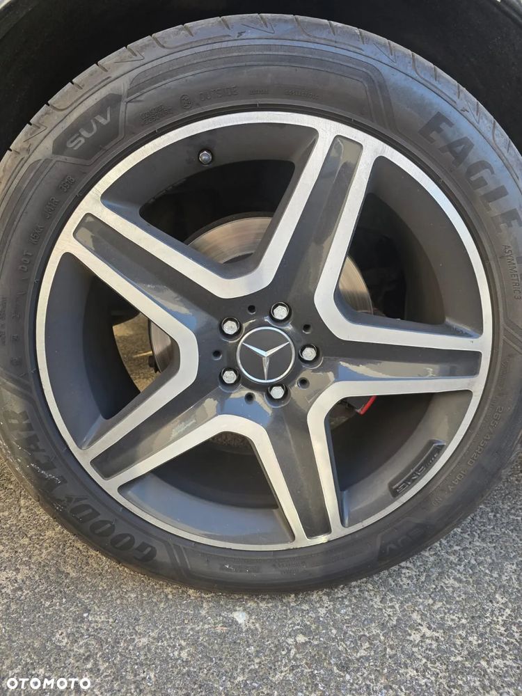 Mercedes-Benz ML - 7