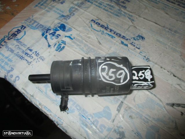 Motor Esguicho 2218690121 MERCEDES W212 2011 - 1