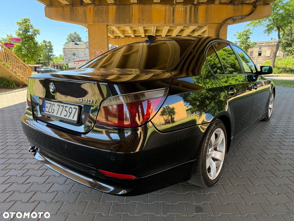 BMW Seria 5 530i - 17