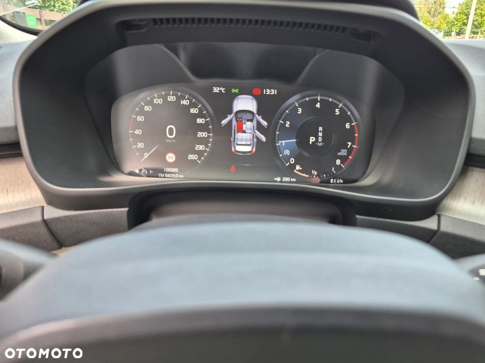 Volvo XC 40 T3 Inscription - 14