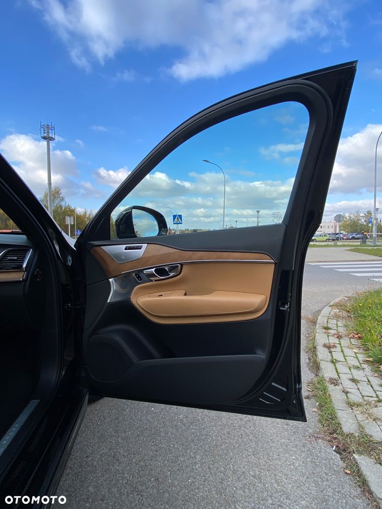 Volvo XC 90 - 19