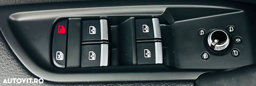 Audi Q5 35 TDI quattro S tronic sport - 11