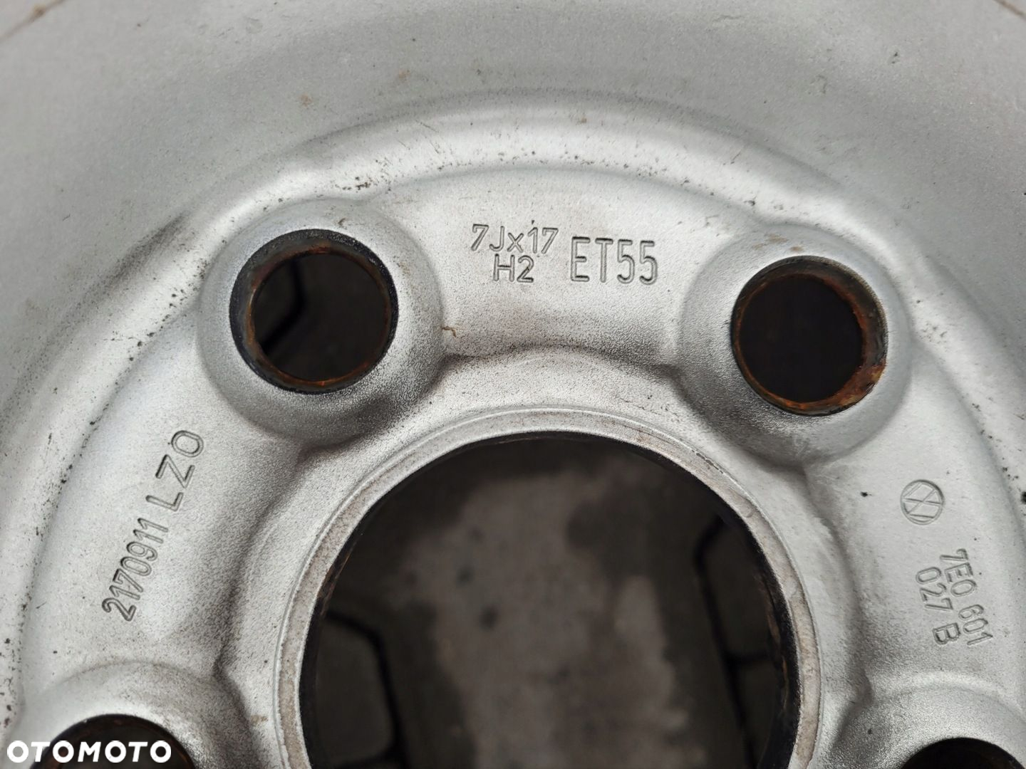 FELGA STALOWA 17 VW T5 T6 Amaroc Crafter II 7j 5x120 ET55 - 6