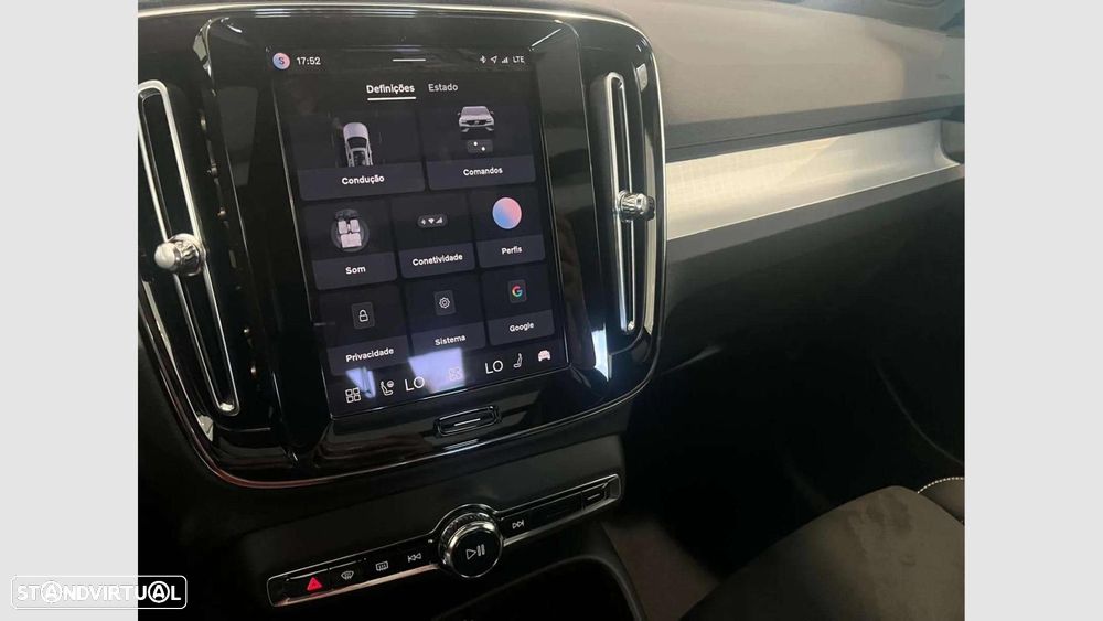 Volvo XC 40 2.0 B3 Plus Dark - 18