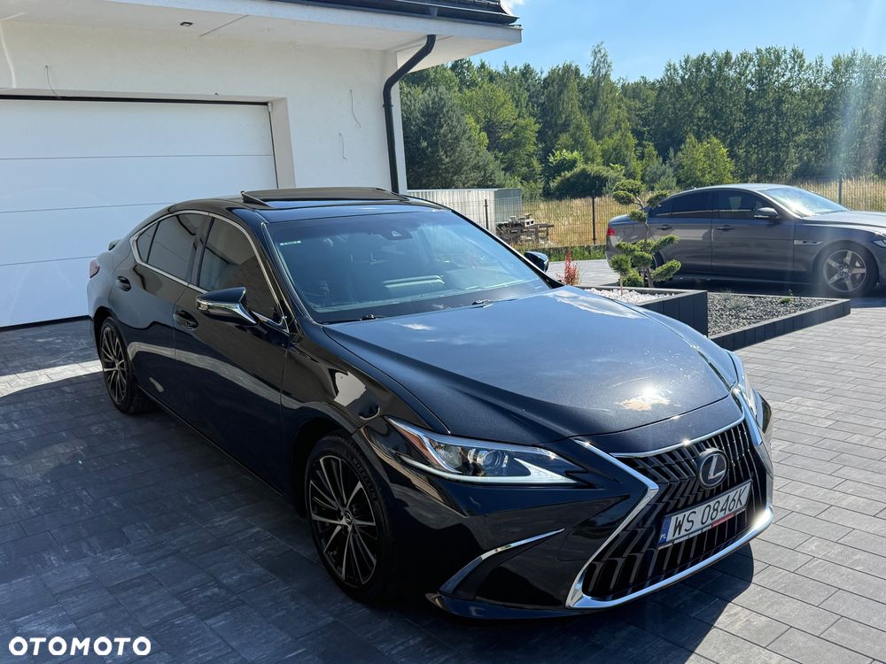 Lexus ES - 11