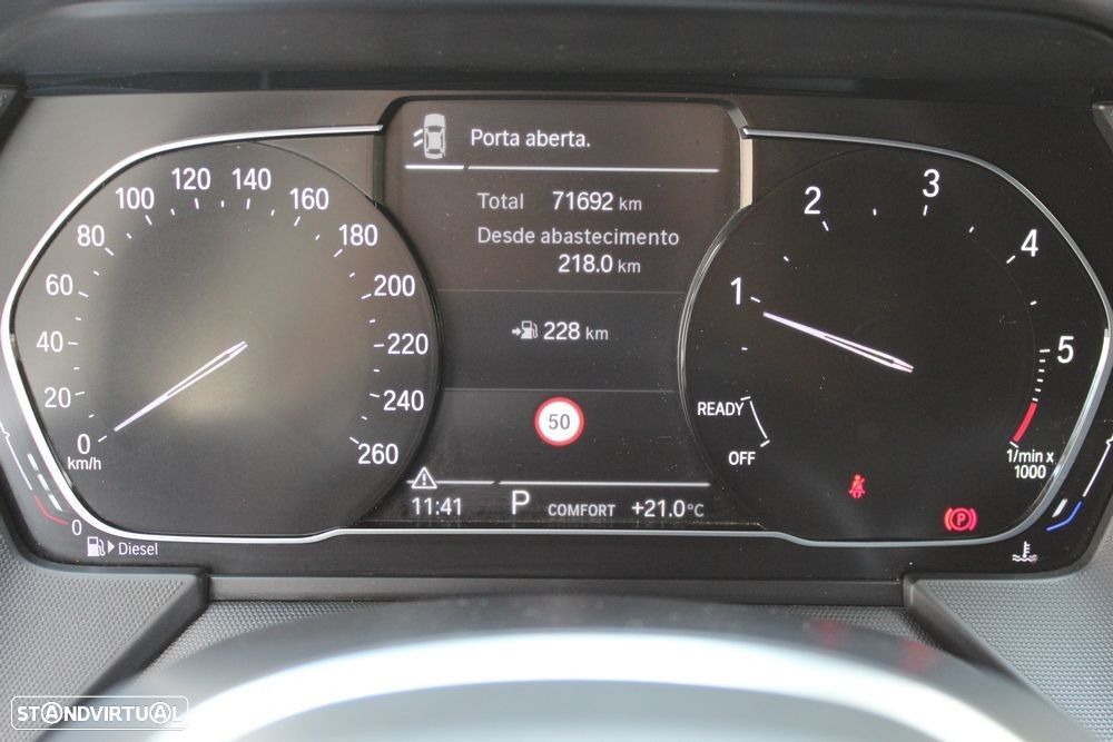 BMW 116 d Pack Desportivo M Auto - 24
