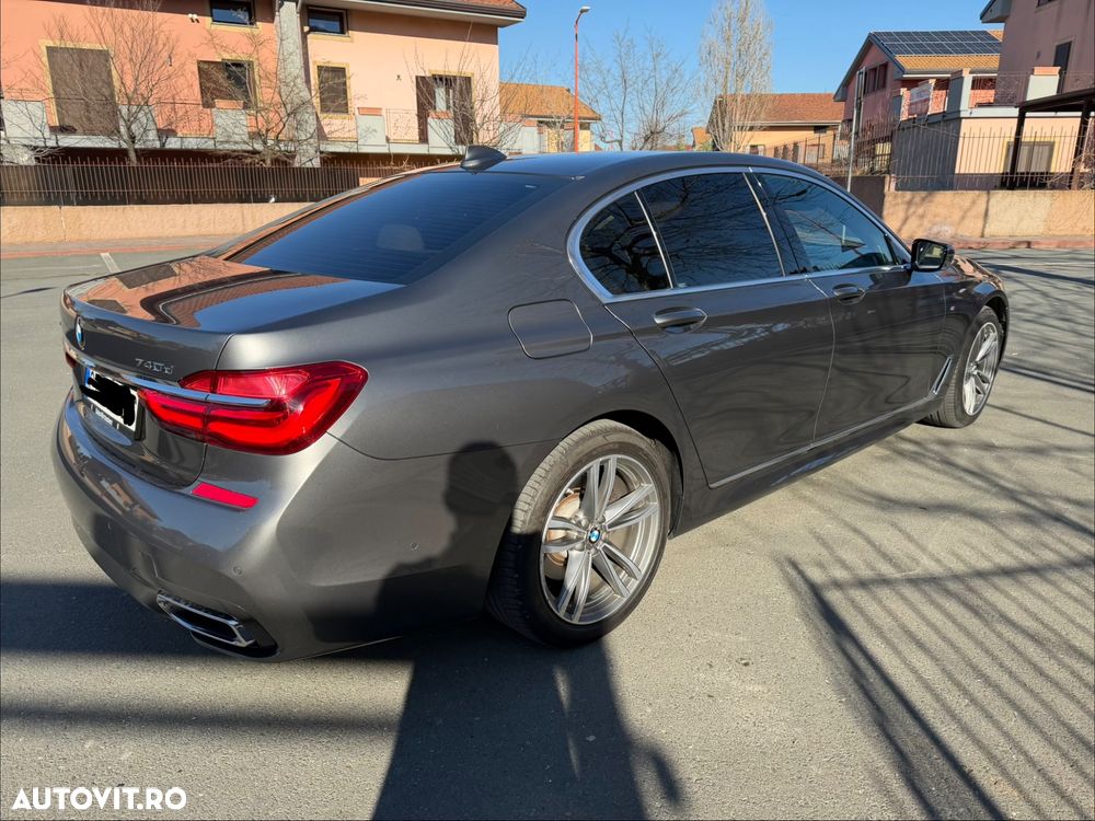 BMW Seria 7 740d xDrive - 6
