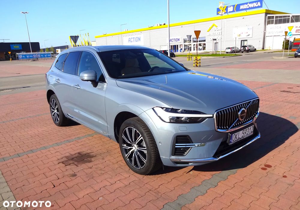 Volvo XC 60 T8 Plug-In Hybrid AWD Ultra Dark - 11