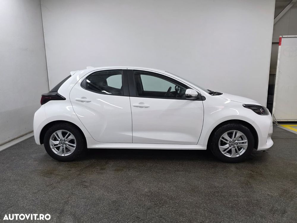 Toyota Yaris 1.5 L Dynamic - 6