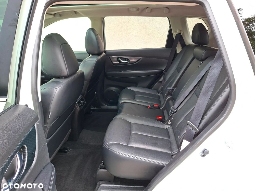 Nissan X-Trail 1.6 DIG-T Tekna - 22