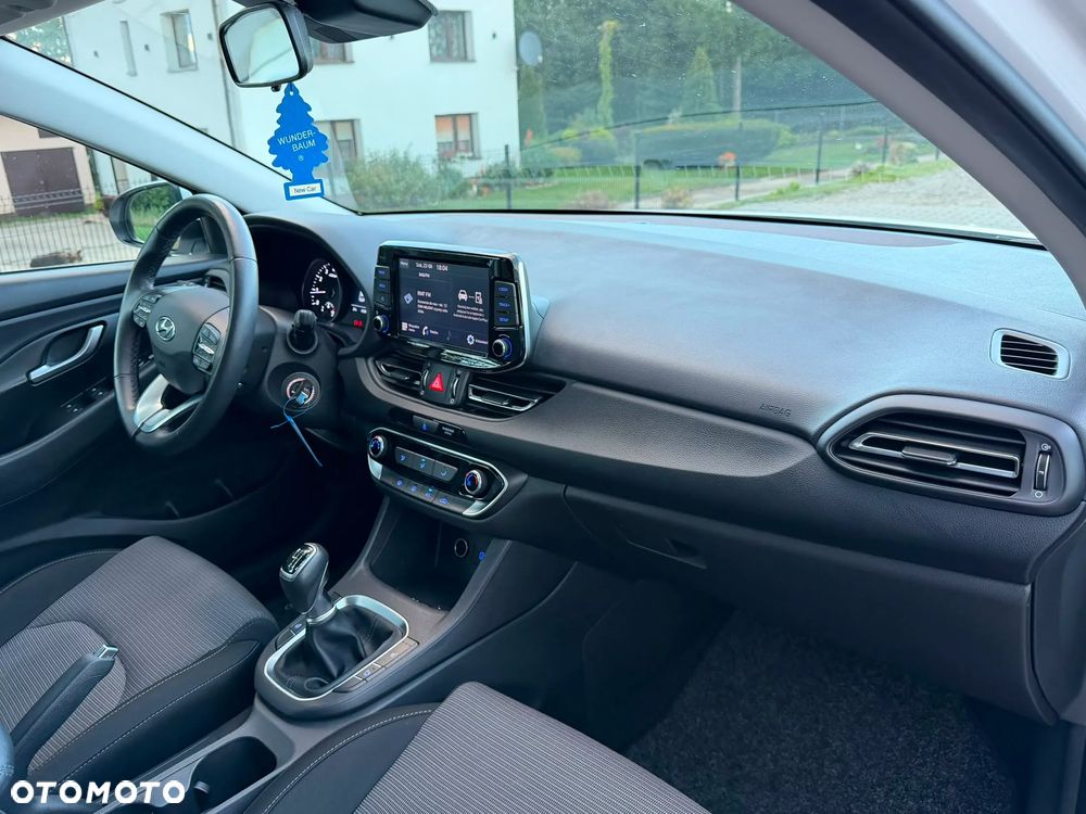 Hyundai i30 1.5 DPI Comfort - 14