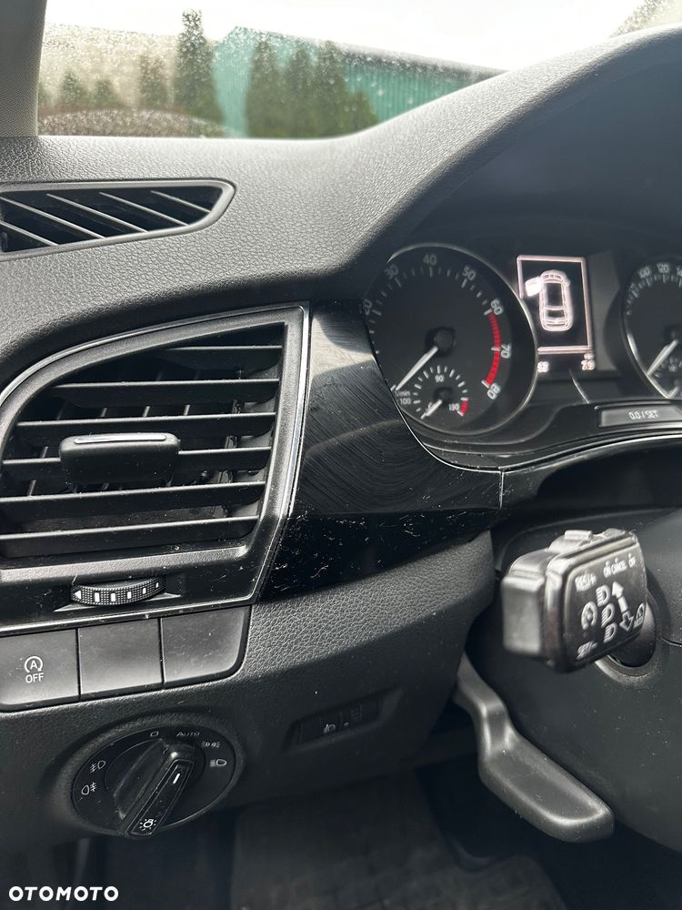 Skoda Fabia 1.2 TSI Active DSG - 11