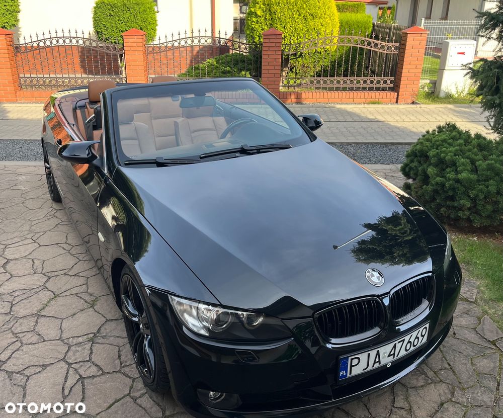 BMW Seria 3 325i Cabrio - 23