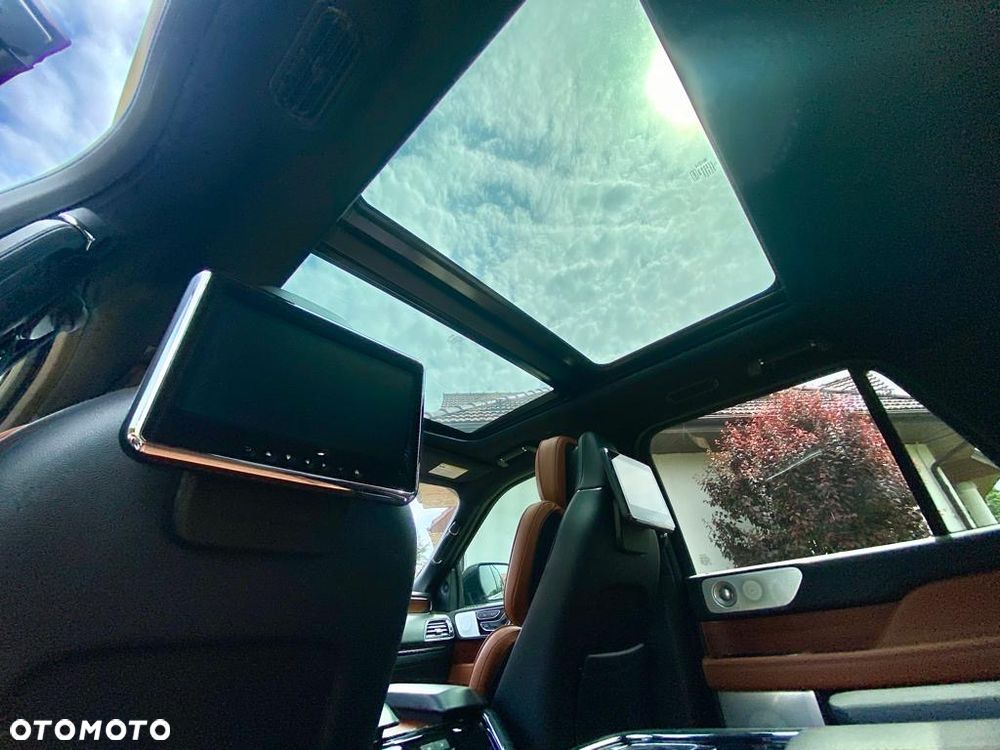 Lincoln Navigator - 9