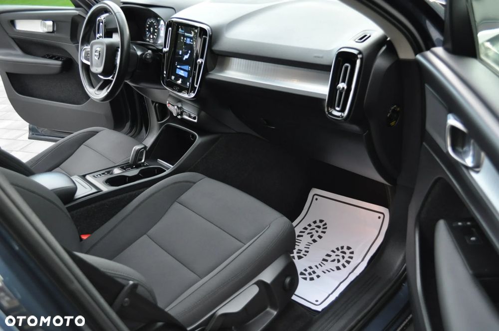 Volvo XC 40 - 4